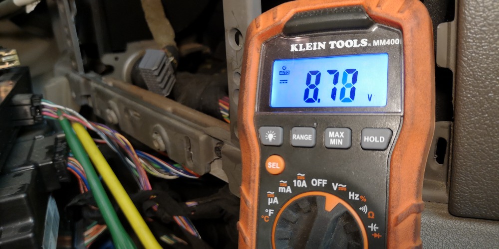 R106Voltage.jpg