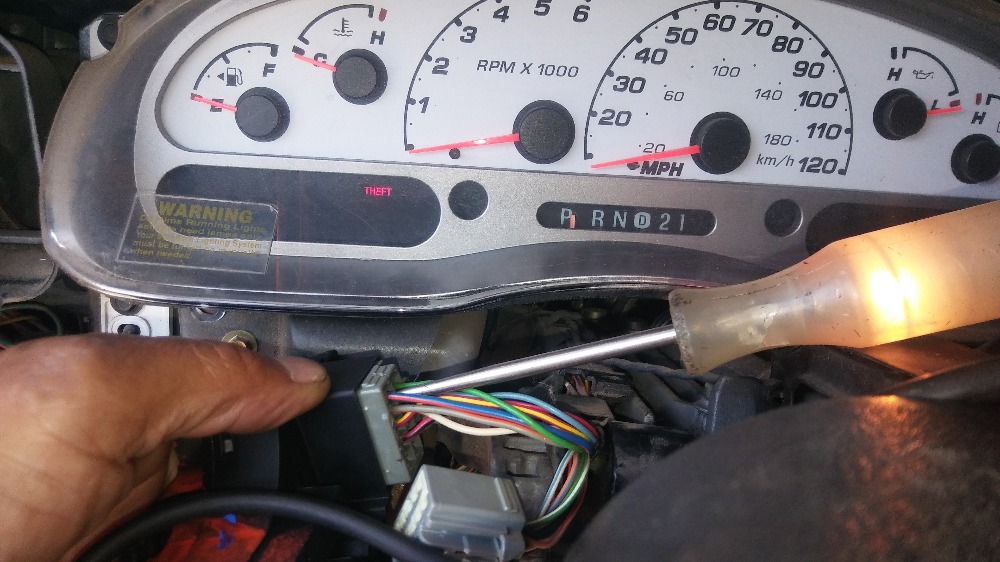 FIXED 2004 ford explorer sport trac lights stay on ScannerDanner